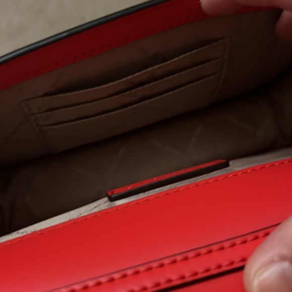 🌸MICHAEL KORS CECE MEDIUM VEGAN LEATHER SHOULDER CROSSBODY CLUTCH in DK Sangria - Picture 13 of 16